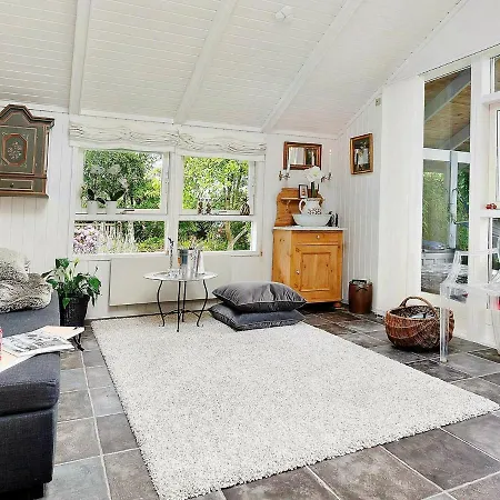 別荘 Luxurious Holiday In Zealand With Garden Rødvig